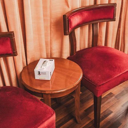 Esquire Hotels & Apartments Rawalpindi Esterno foto