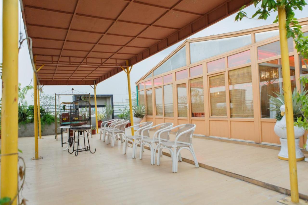 Esquire Hotels & Apartments Rawalpindi Esterno foto