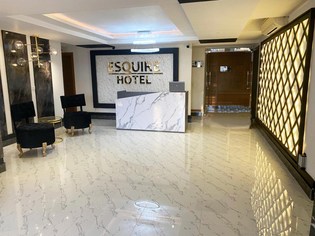 Esquire Hotels & Apartments Rawalpindi Esterno foto