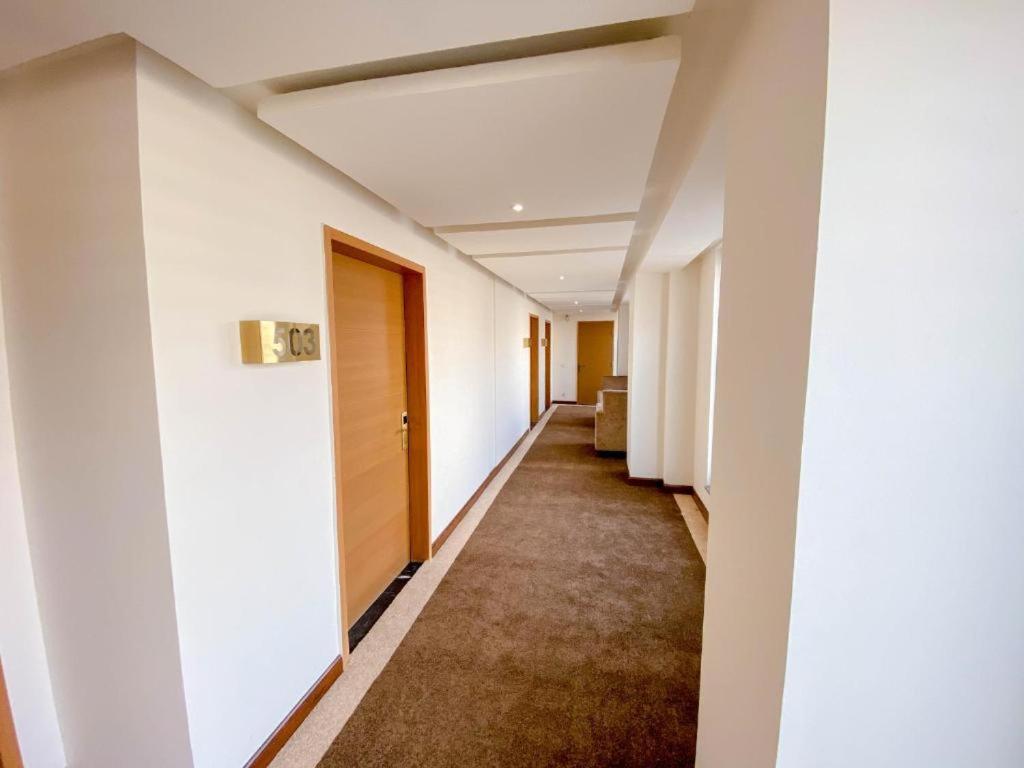 Esquire Hotels & Apartments Rawalpindi Esterno foto