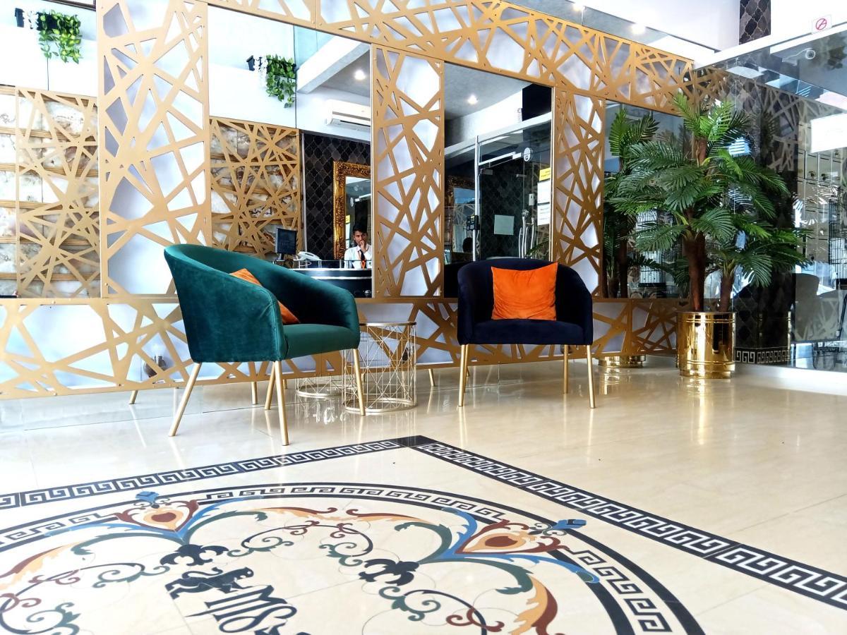 Esquire Hotels & Apartments Rawalpindi Esterno foto