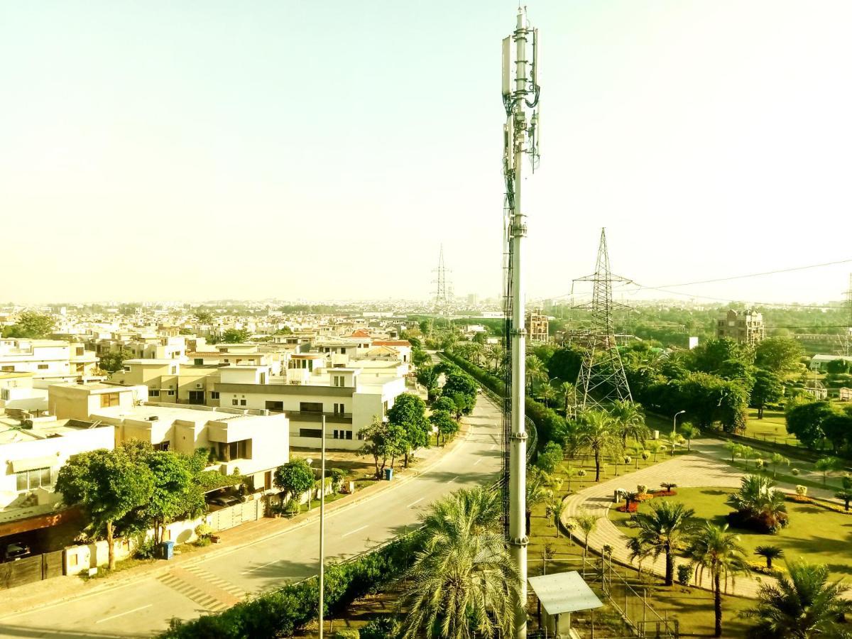 Esquire Hotels & Apartments Rawalpindi Esterno foto